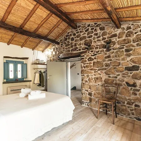 Bed and Breakfast Sa Crai - Sardinian Experience 4*