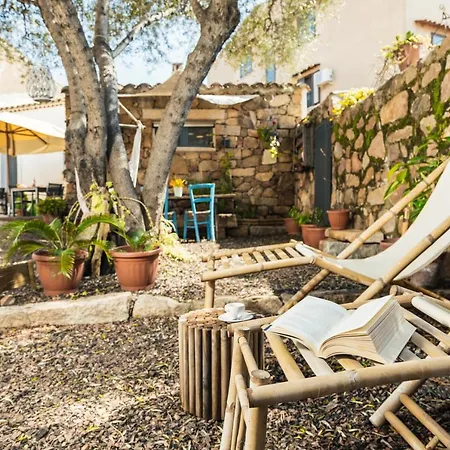 Bed & Breakfast Sa Crai - Sardinian Experience 4*